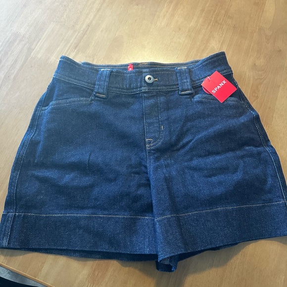 Spanx Classic Denim Shorts - Picture 2 of 4